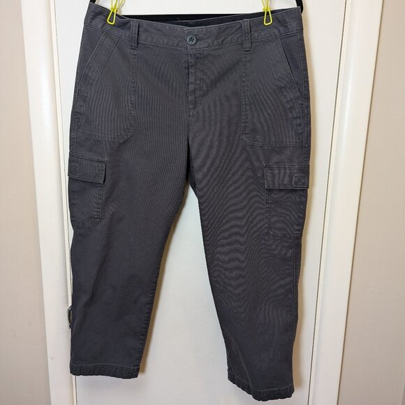 Eddie Bauer Women's Cropped Cargo Pants (12) - NWOT - Picture 1 of 5